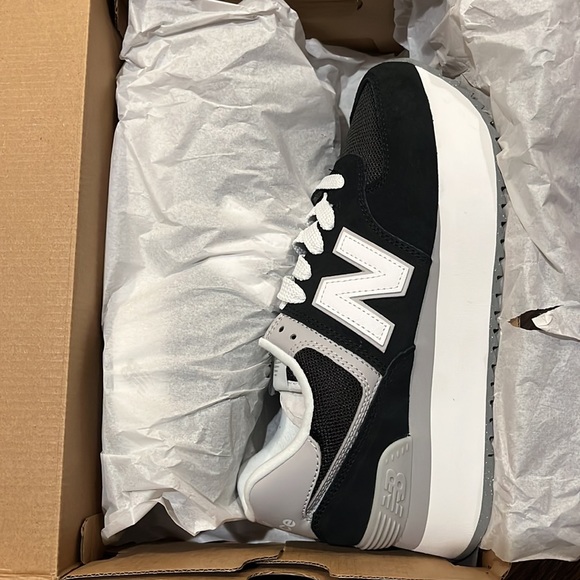 New Balance Womens 574 Stacked WL574ZSA - Picture 8 of 8